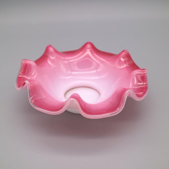 Antique Victorian Pink Cased Glass Ruffled Berry Bowls (Set of 4) - Picture 2 of 11